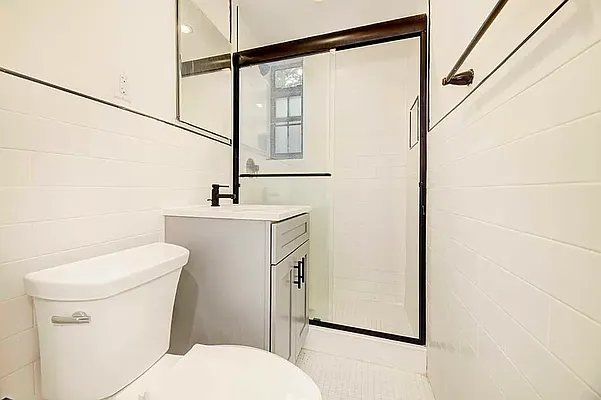 Rented by REAL New York | media 7