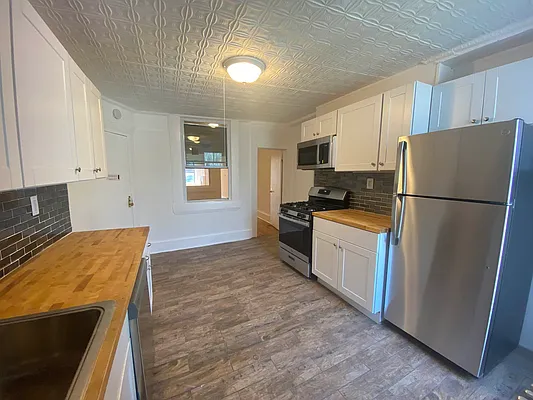 Rented by Swythe, Inc. | media 25