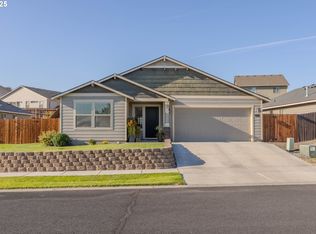 2317 NW Eucalyptus Dr, Hermiston, OR 97838