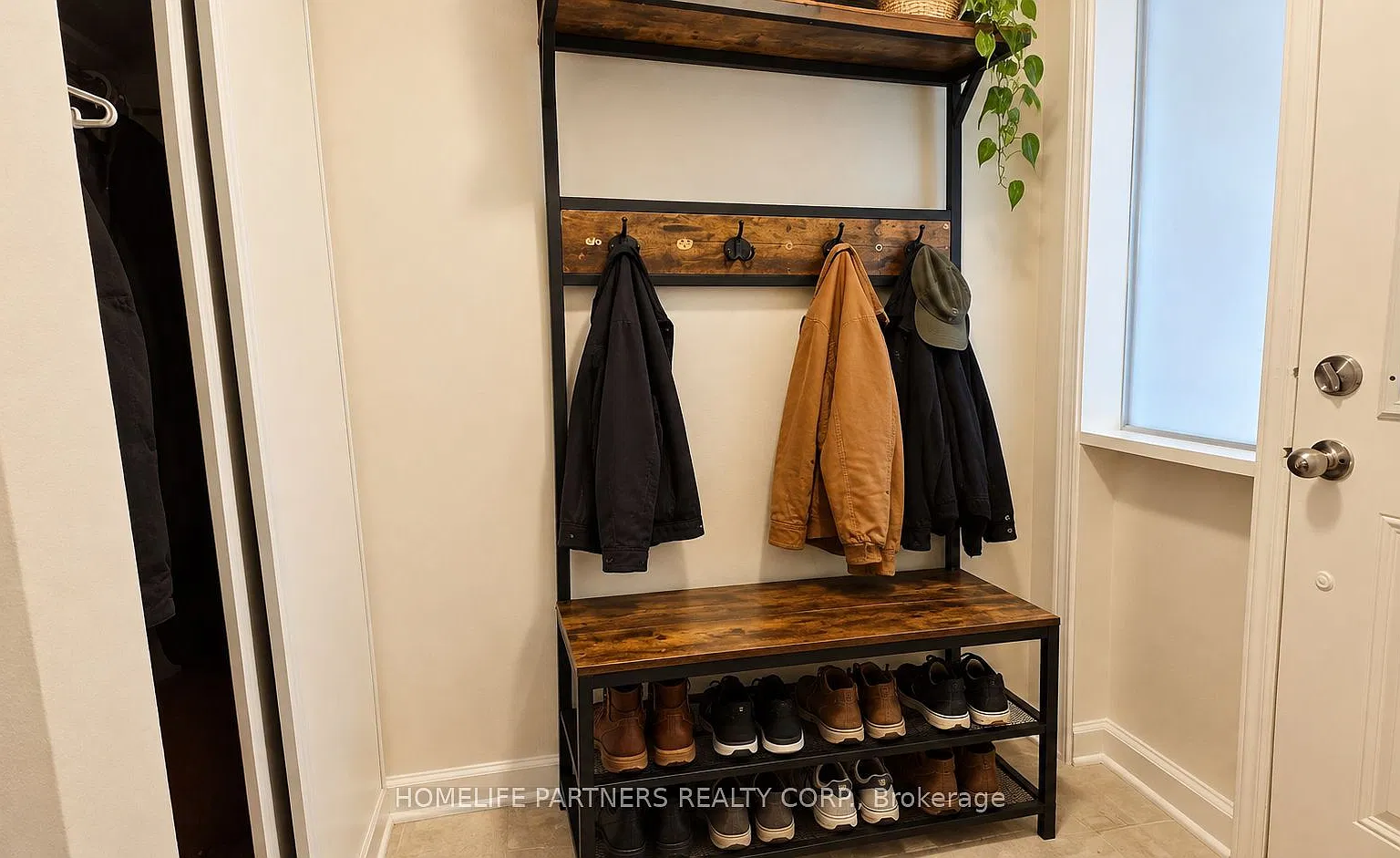 3 bed, $2,800 — Photo 3