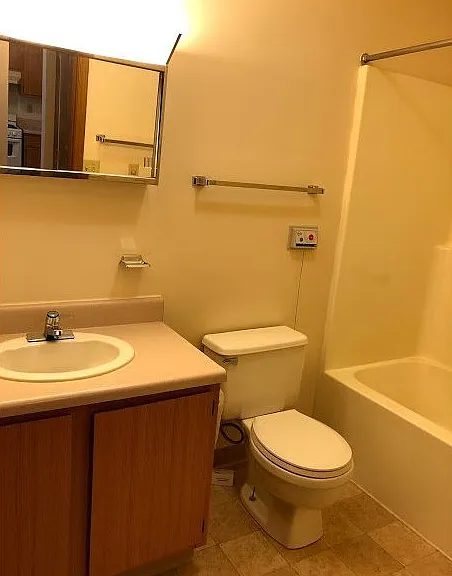 40 Edgewood Ave #40 — Photo 8