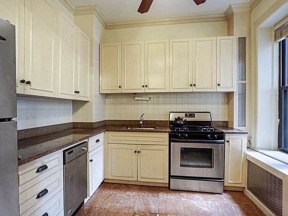2nd image of 323 W 83rd St APT 1A