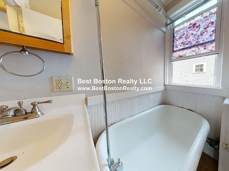 503 Franklin St #3 — Photo 5