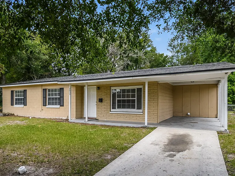 7059 Melvin Rd — Photo 3