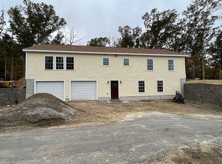 66 Sterling Rd, Plainfield, CT 06354