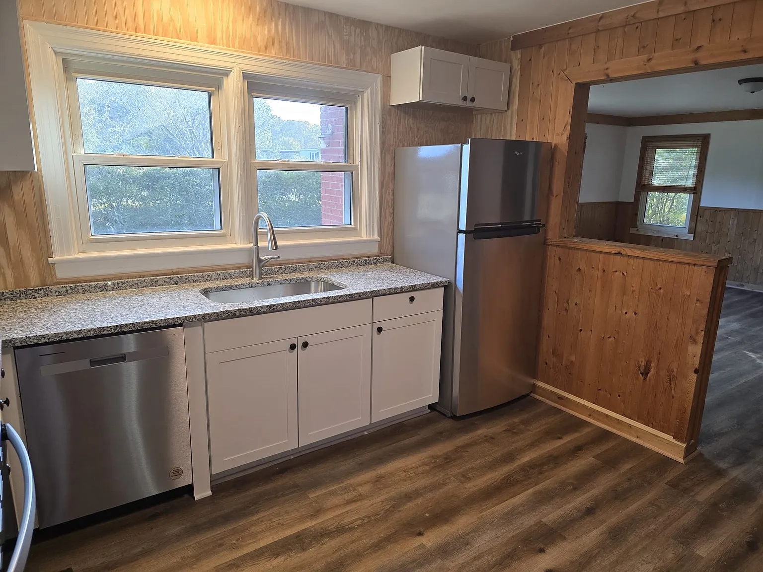 3 bed, 1381 sqft, $2,000 — Photo 4