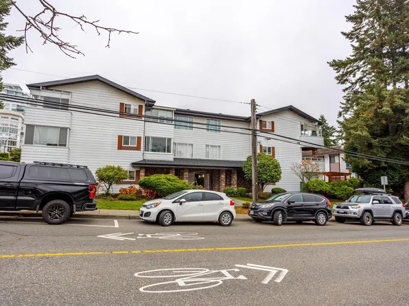 1390 Martin St #301, White Rock, BC V4B 3W5