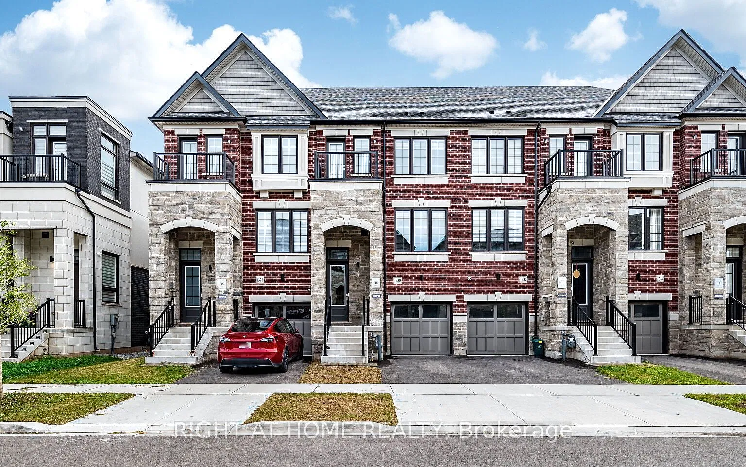4 bed, $3,800 — Photo 1