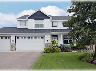 6872 Shadyview Ct N, Maple Grove, MN 55311