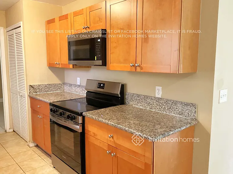 6750 Royal Palm Beach Blvd — Photo 7