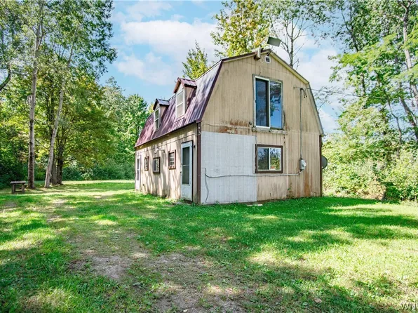 6449 Lawson Rd, Mayville, NY 14757