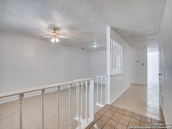 3rd image of 8358 Dawnwood Dr