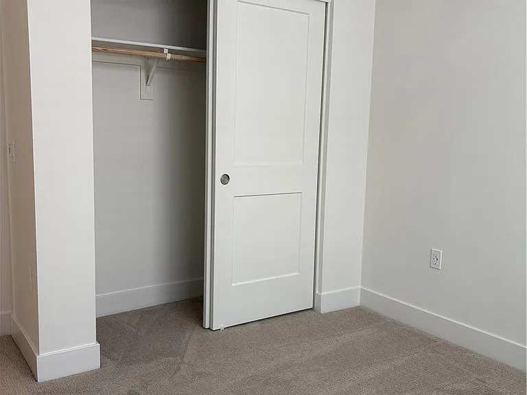 7267 Aura Cir — Photo 15