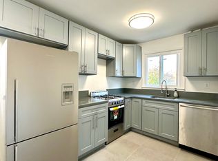 297 Castleton Ave #1, Staten Island, NY 10301