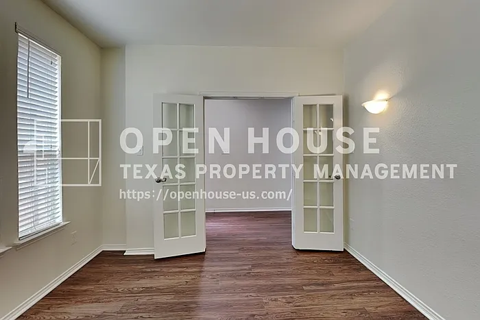 10005 Chadbourne Rd — Photo 20