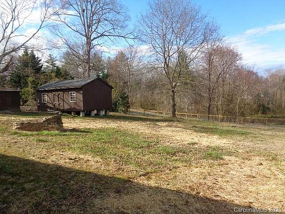 5th image of 2622 Rose Pl