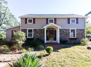 893 Edge Hill Rd, Montross, VA 22520