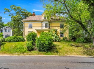 733 Pleasant St, Pawtucket, RI 02860