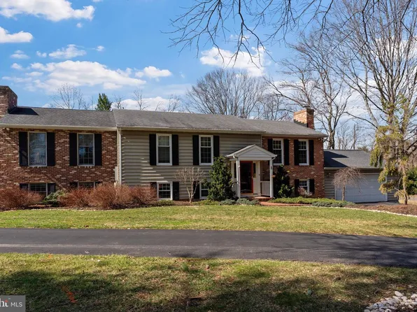 14210 Manor Rd, Phoenix, MD 21131