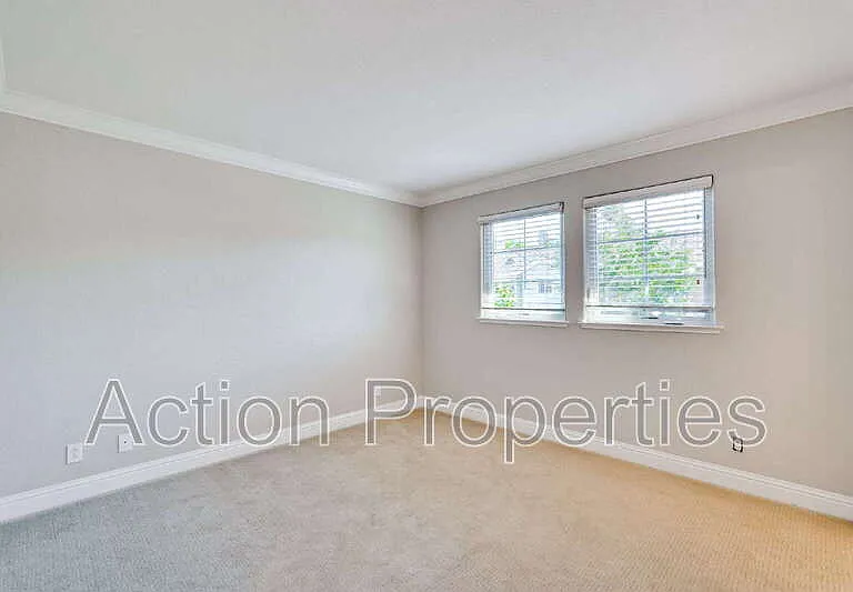241 Granada Park Cir — Photo 15