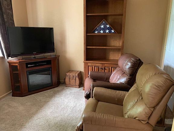 3rd bedroom/den
