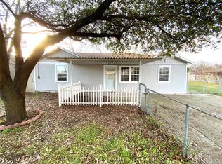 405 Holley St, Everman, TX 76140