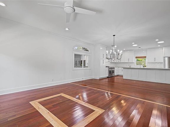 5th image of 1100 Bristol Ct