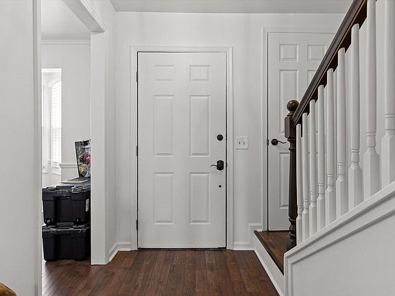 4th image of 1817 Georgetown Ln