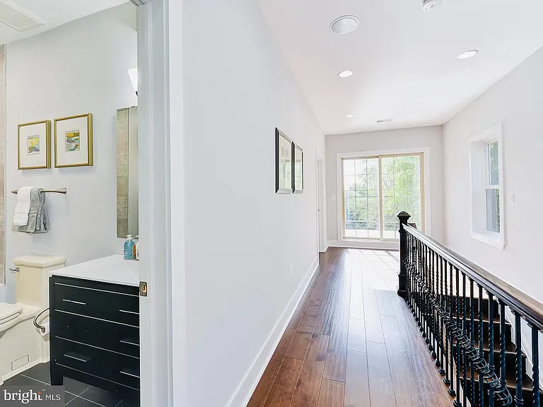 6729 Piney Branch Rd NW — Photo 27