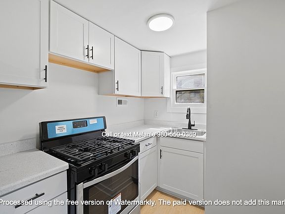 4th image of 435 S College St #B