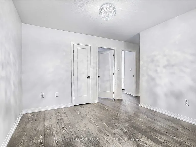 113 Greenwich Ave — Photo 15