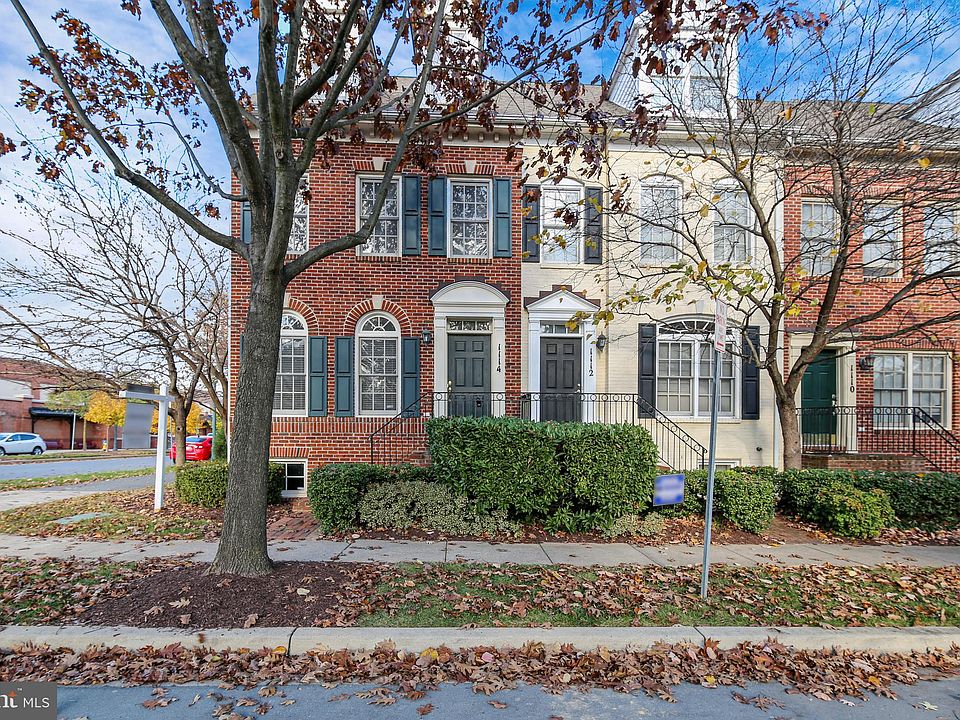 1st image of 1114 Oak Knoll Ter