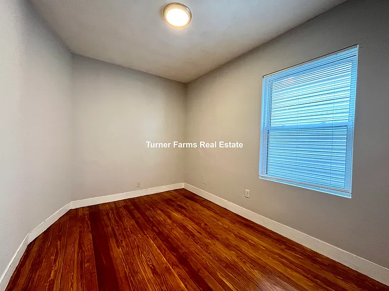 18 Eastman St #A2 — Photo 14
