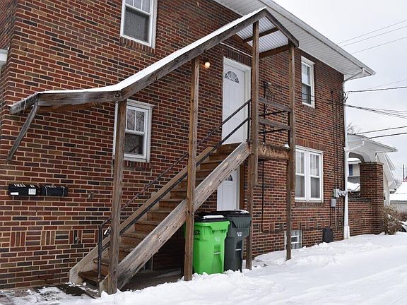 2nd image of 246 Bachtel St SW
