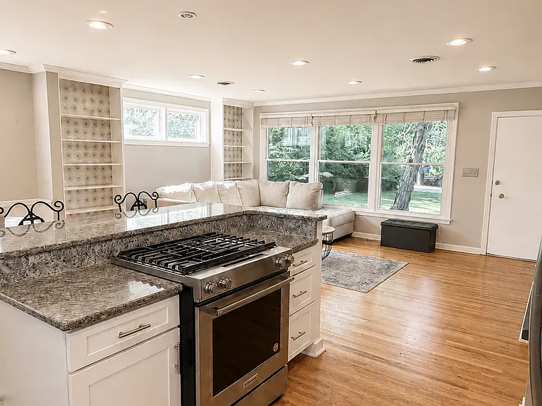403 Blackman Rd — Photo 3