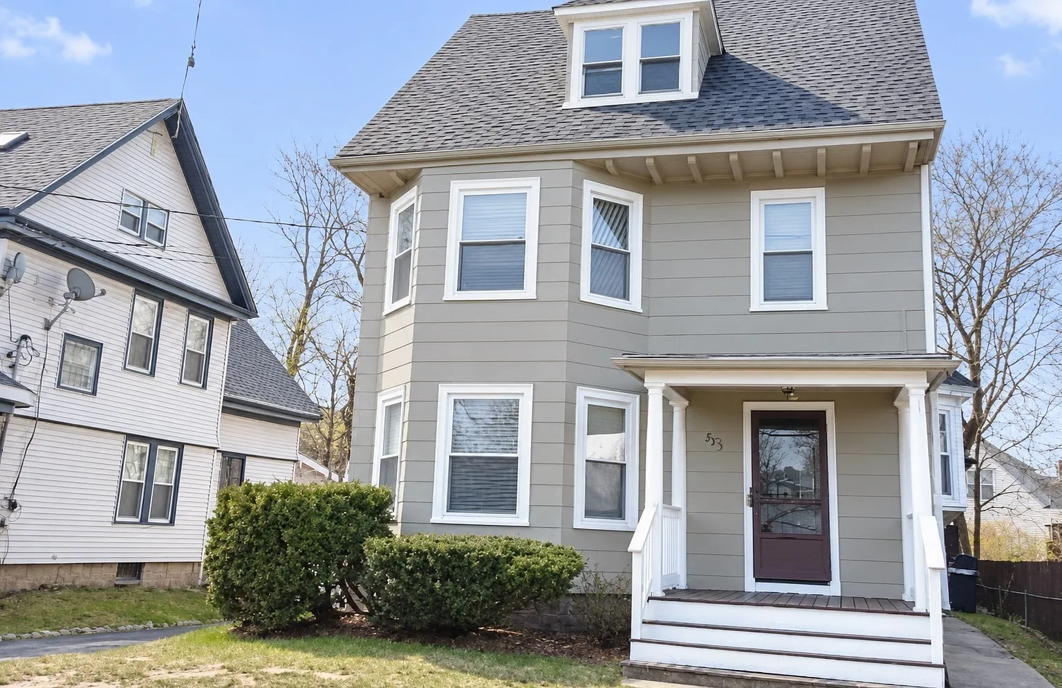 2 bed, 1.0 bath, 800 sqft, $2,450 — Photo 1