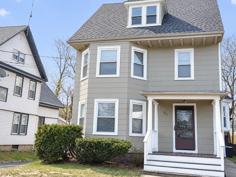 368 Pleasant St #2