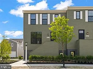 3 bed, 2.5 bath, 1795 sqft, $2,595 — Photo 1