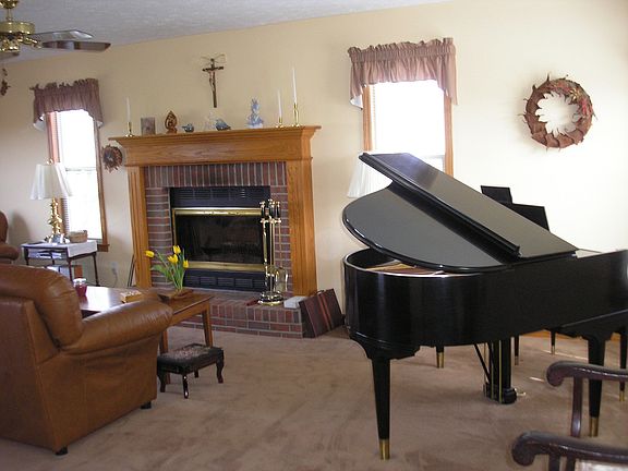 Family Room with Fireplace