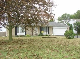 1215 Ellis Ave, Racine, WI 53402