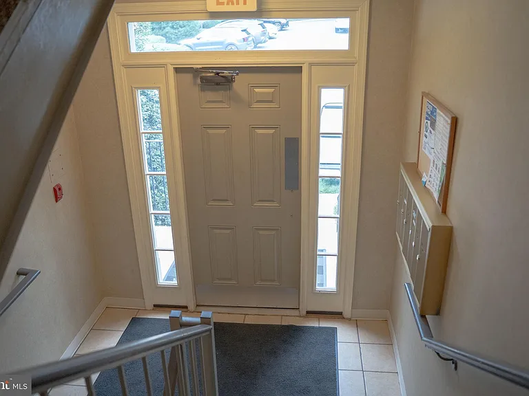 12101 Greenwood Ct #301 — Photo 8