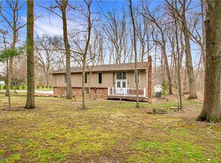 1853 Piercy Dr, Akron, OH 44312
