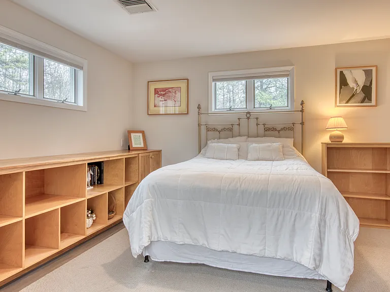 1611 Deerfield Rd — Photo 20