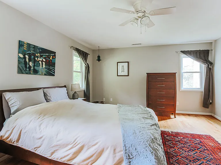 930 Saint Charles Ave — Photo 19