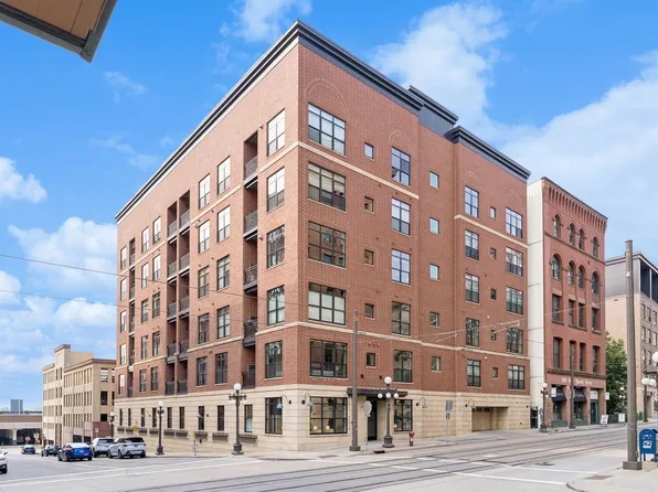 270 4th St E Unit 203, Saint Paul, MN 55101