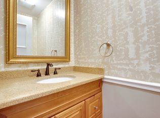 9643 Pierrpont St, Burke, VA 22015