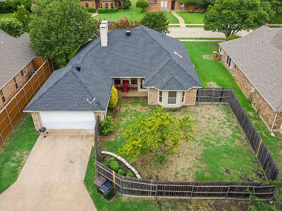 2nd image of 6724 Sweetwater Dr