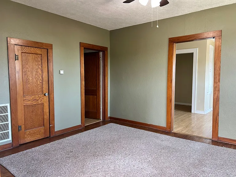 119 S A St #6 — Photo 6