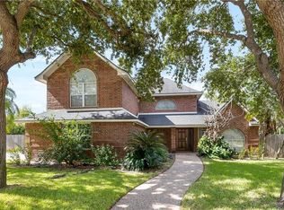 2020 E 27th St, Mission, TX 78574