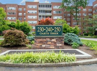 240 Garth Rd APT 2A2, Scarsdale, NY 10583